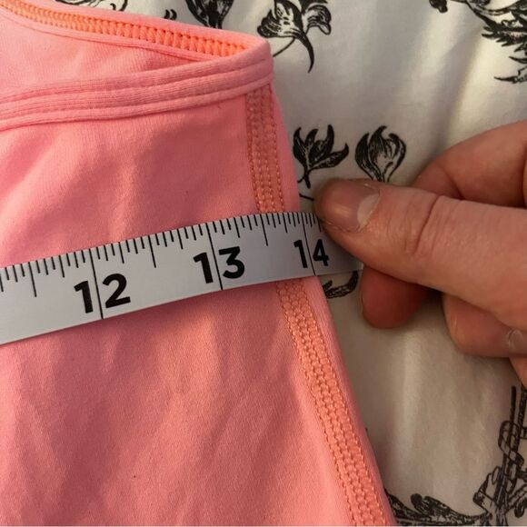 lululemon cool racerback tank light pink size 6 - Picture 5 of 5